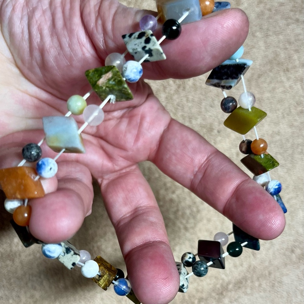 Semi-precious stone bracelet elastic Bohemian 
 multi colored‎ statement piece - Picture 4 of 7